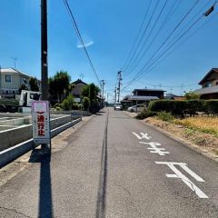 北前面道路から外観を見るとこんな感じ。
