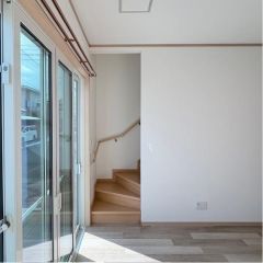 リビング階段仕様になっています。