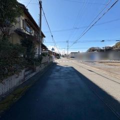 南前面道路から外観を見るとこんな感じ
