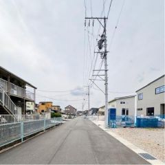 南前面道路から外観を見るとこんな感じ。
