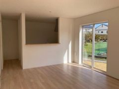 コチラは別アングルからの写真になります。