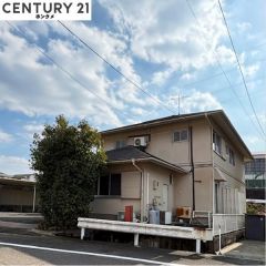 コチラは別アングルからの外観写真です。