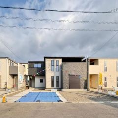 駐車場は4台分のスペースがあります。