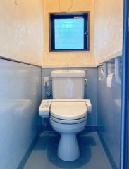 1階トイレはクリーニング予定です。