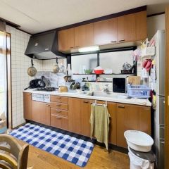 コチラはとても明るいキッチンになります。