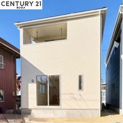 コチラは別アングルからの外観写真です。