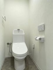 トイレは新品交換済みで気持ちいいです♪