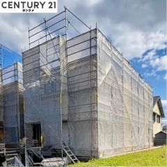 コチラは別アングルから見た外観写真です。