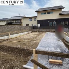 これから基礎作りで、6月の完成予定です。