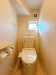 1階のトイレはクリーニング済みです。