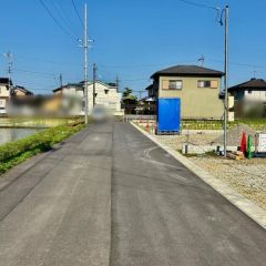 北前面道路から外観を見るとこんな感じ。