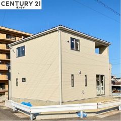 足場が外れました。もう少しで内覧可です。