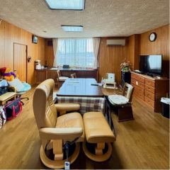 コチラは3階にある広い居間になります。