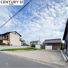 現在は更地の状態で12月頃完成予定です。