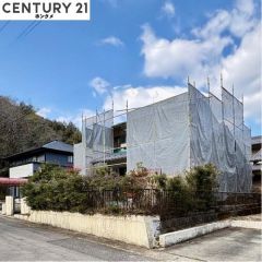 コチラは別アングルからの外観写真です。