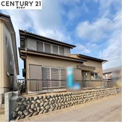 コチラは別アングルからの外観写真です。