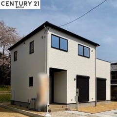コチラは別アングルから見た外観です。