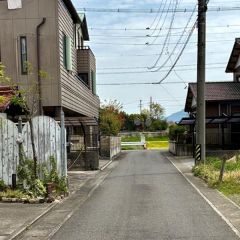 南西前面道路から外観を見るとこんな感じ