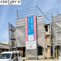 コチラは別アングルから見た外観写真です。