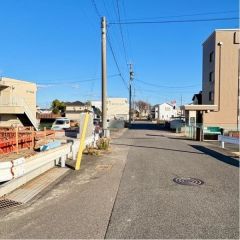 南前面道路から外観を見るとこんな感じ