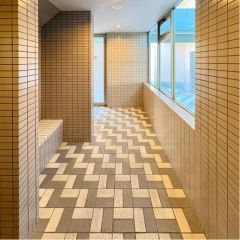 エレベーターホールはこんな感じです。