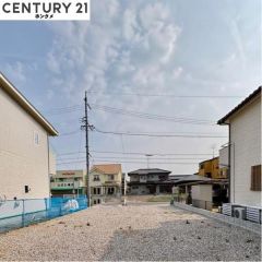 現在は更地の状態で、9月頃完成予定です。