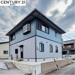 コチラは別アングルから見た外観写真です。