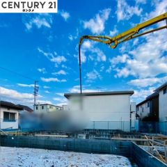 現在基礎の段階で、これから上棟します。
