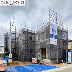 上棟しました。完成は来年1月の予定です。