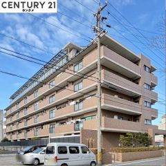 コチラ別アングルからの外観イメージです。