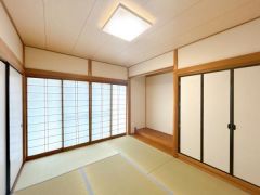 コチラは1階の南側ある和室になります。