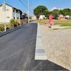 北前面道路は約11ｍありとても広いです。