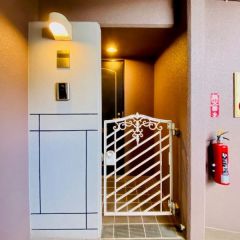 玄関キーは、2023年に交換済みです。
