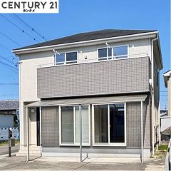 コチラは別アングルから見た外観写真です。