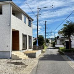 南前面道路から外観を見るとこんな感じ