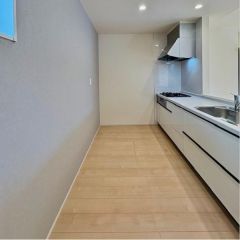 キッチン周りはこんな感じになっています。