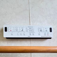 便利で使いやすいリモコンが付いています。