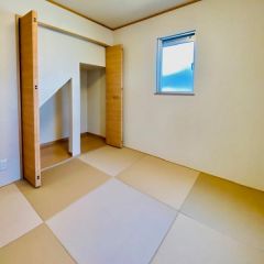 コチラは別アングルからの写真になります。
