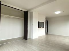 コチラは別アングルからの写真になります。