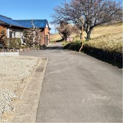 南前面道路から外観を見るとこんな感じ