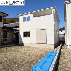 コチラは別アングルから見た外観写真です。