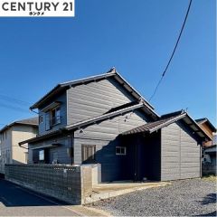 コチラは別アングルから見た外観写真です。