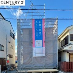 棟上げしました。完成は12月の予定です。