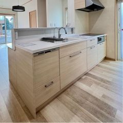 収納も多く、食洗器、浄水器付のキッチン♪