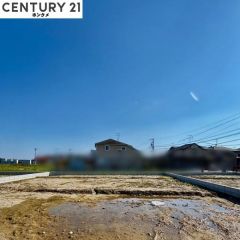 現在更地の状態で、完成は8月の予定。