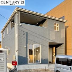 足場が外れました。もう少しで見学可能。