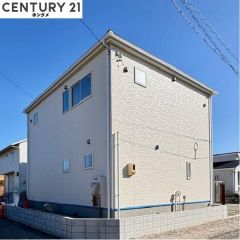 コチラは別アングルからの外観写真です。