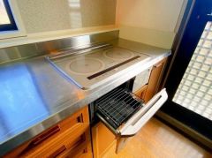 こちらがIHクッキングヒーターです。