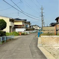 北前面道路から外観を見るとこんな感じ