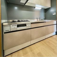 システムキッチンは新品交換済みです。